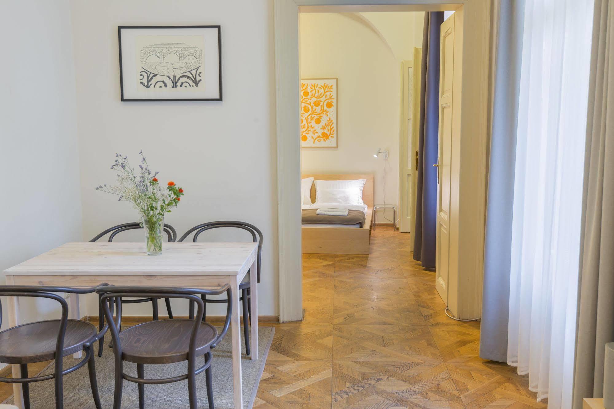 Bohemia Apartments Prague Centre Luaran gambar